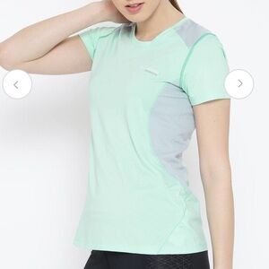 Columbia mint green titan ice short sleeve solid round neck hiking T-shirt